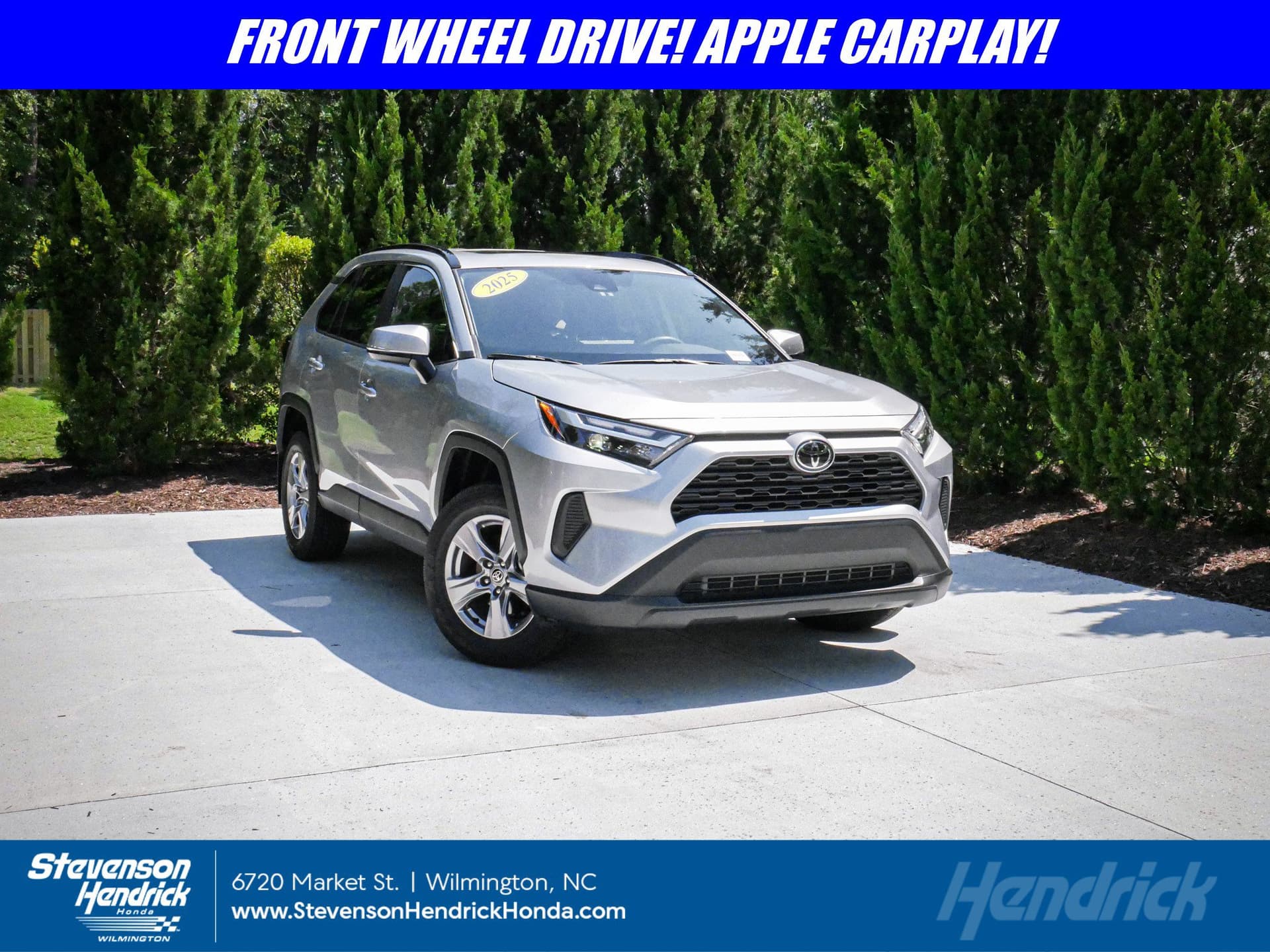 2025 Toyota RAV4 XLE — photo 1 of 35