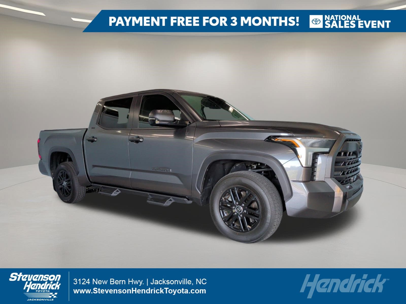 2024 Toyota Tundra SR5 — photo 1 of 35