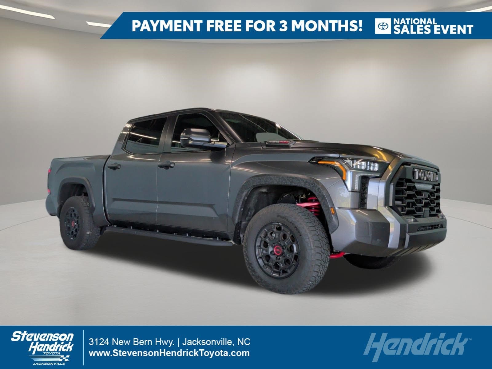 2025 Toyota Tundra i-FORCE MAX TRD Pro — photo 1 of 40