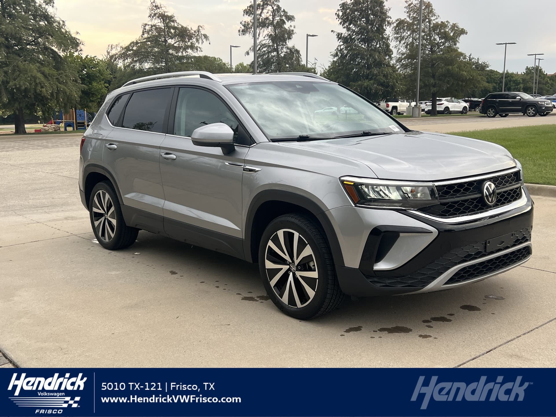 2023 Volkswagen Taos SE — photo 1 of 31