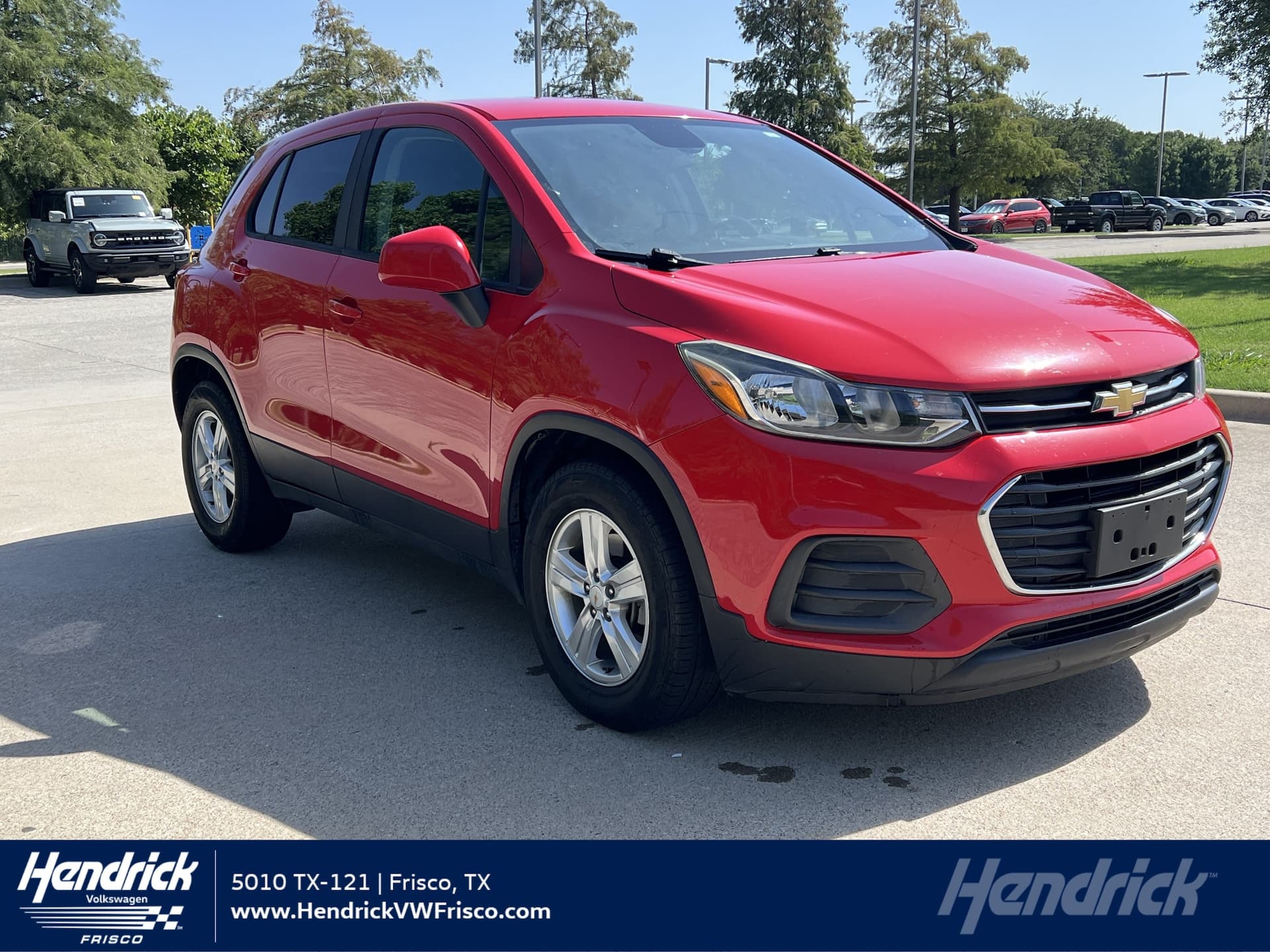 2020 Chevrolet Trax LS — photo 1 of 30
