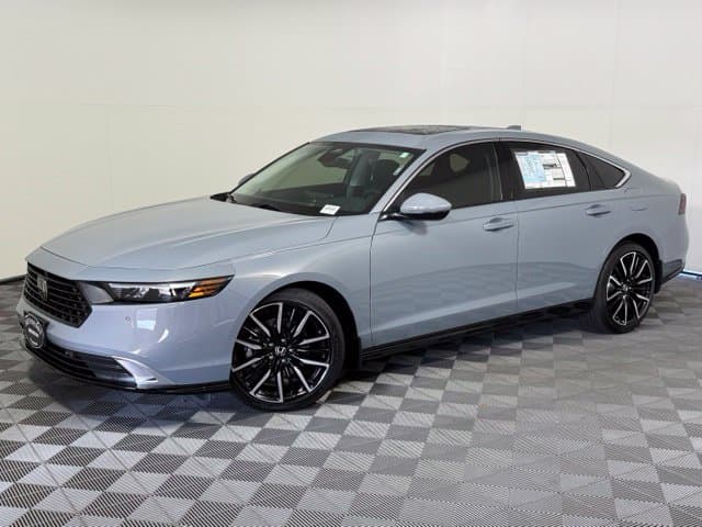 2026 Honda Accord Hybrid Touring — photo 1 of 61