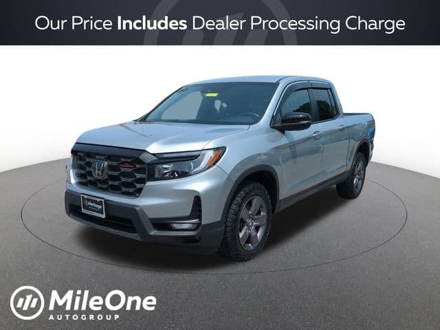 2025 Honda Ridgeline TrailSport — photo 1 of 23