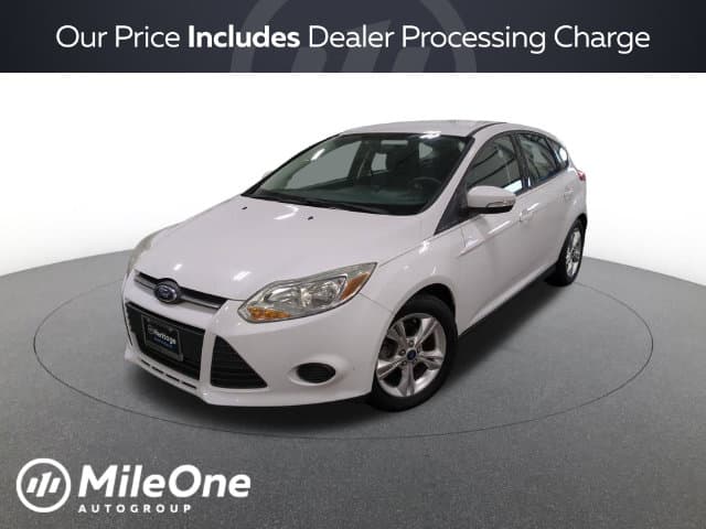 2014 Ford Focus SE — photo 1 of 22