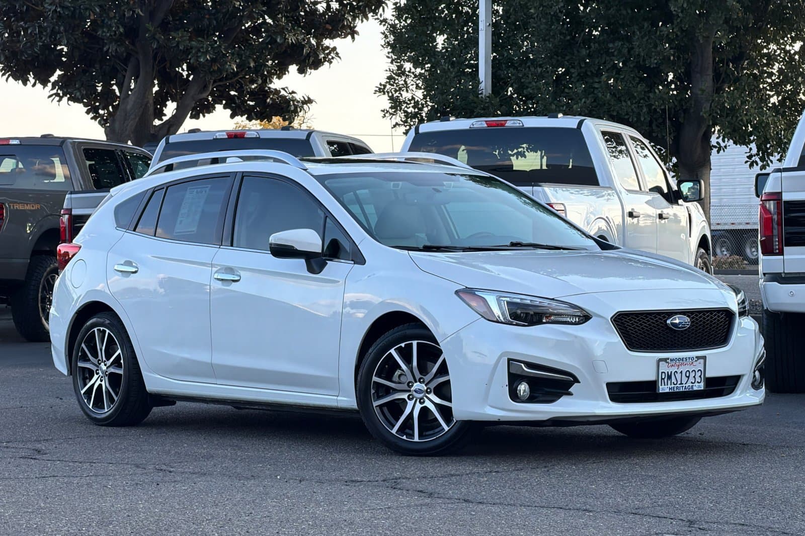 2017 Subaru Impreza Limited — photo 1 of 30