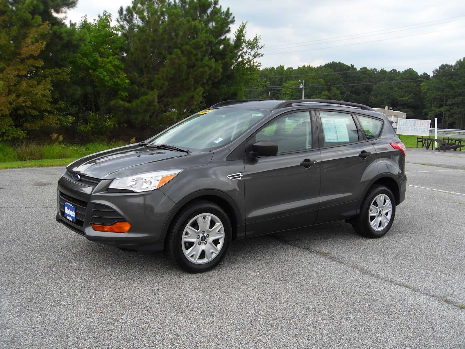 2016 Ford Escape S — photo 1 of 39