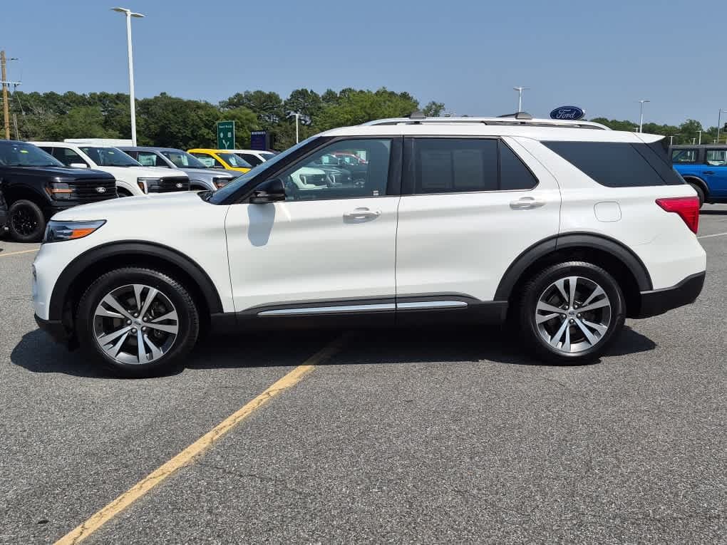 2020 Ford Explorer Platinum — photo 1 of 23