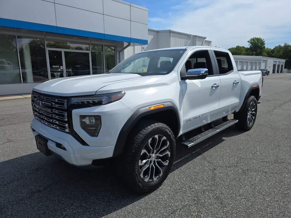 2026 GMC Canyon Denali — photo 1 of 20