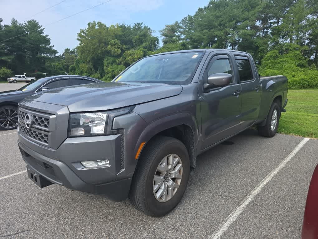 2024 Nissan Frontier SV — photo 1 of 10