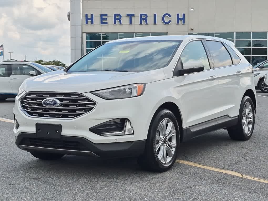 2024 Ford Edge Titanium — photo 1 of 21