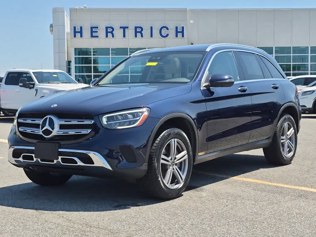 2022 Mercedes-Benz GLC 300 GLC 300 — photo 1 of 21