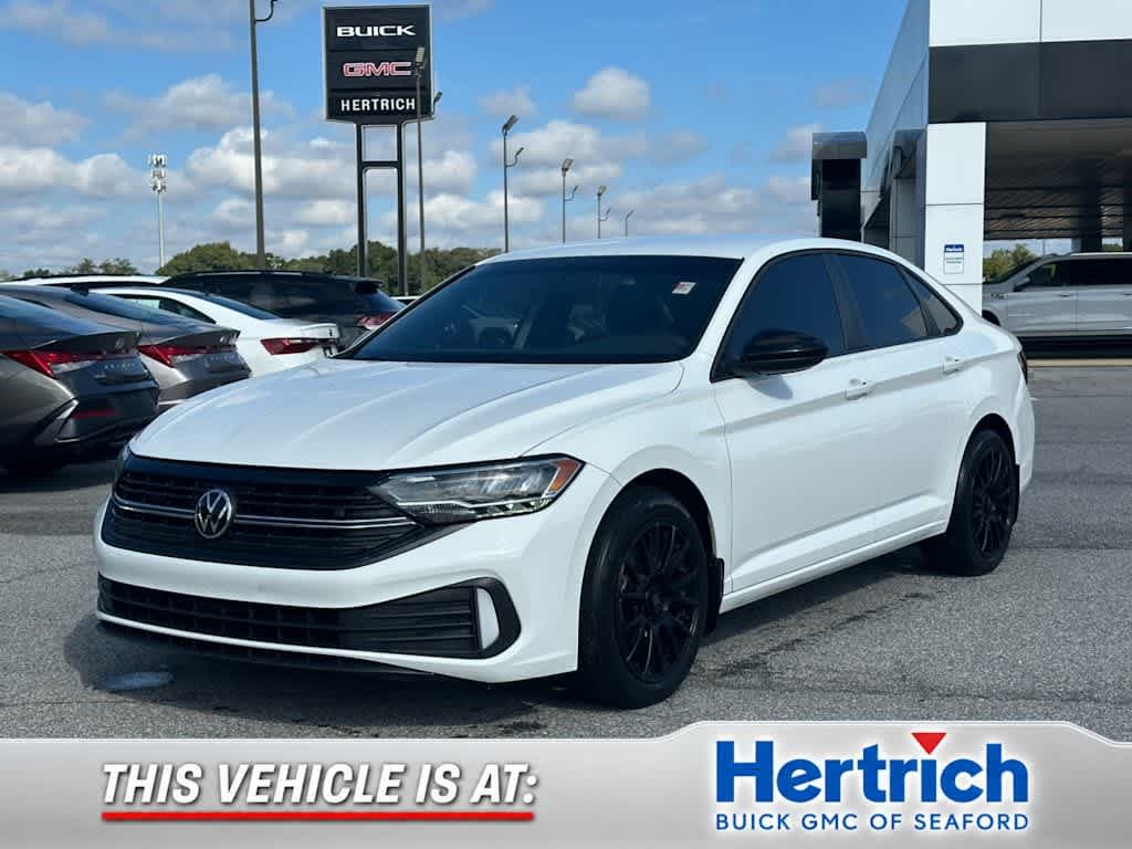 2022 Volkswagen Jetta Sport — photo 1 of 11