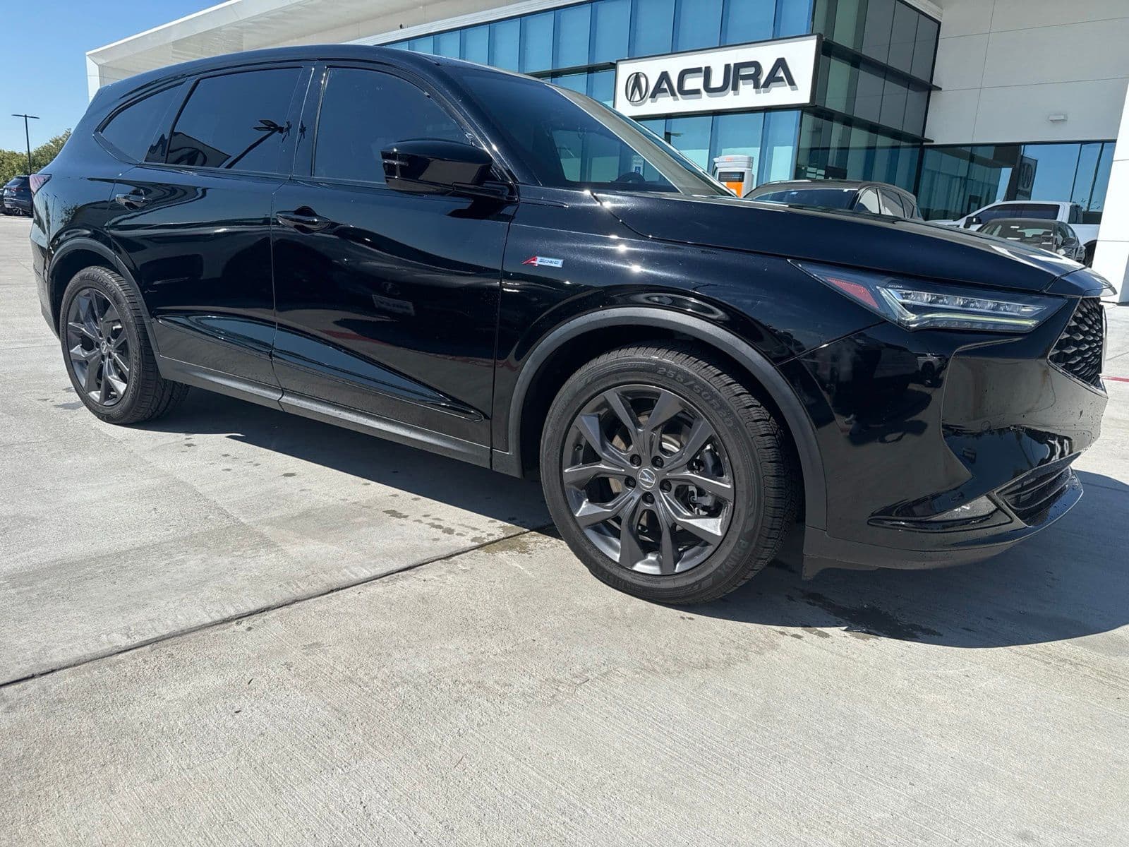 2022 Acura MDX Base — photo 1 of 11