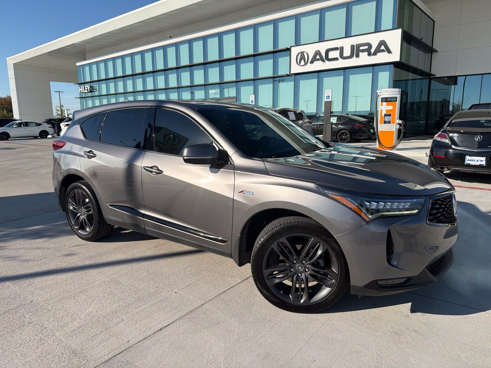 2023 Acura RDX Base — photo 1 of 11