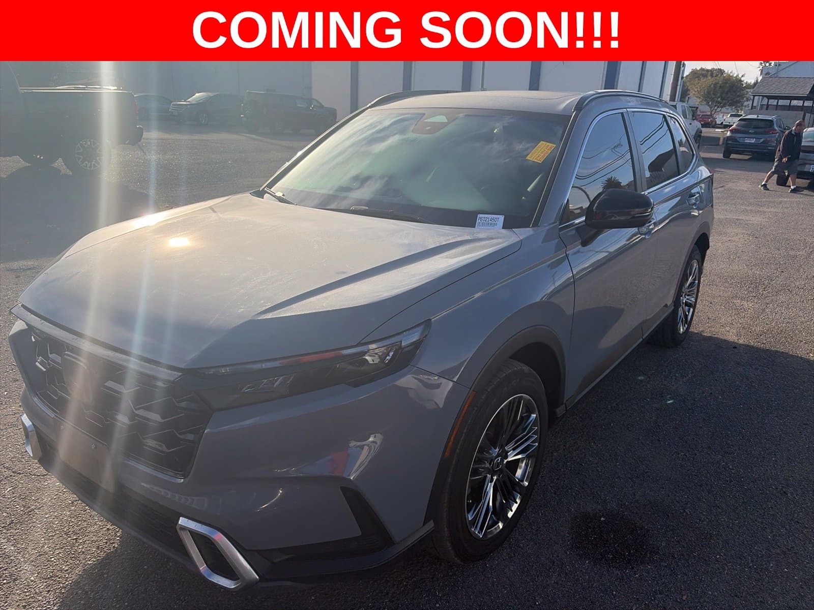 2023 Honda CR-V Hybrid Base — photo 1 of 4