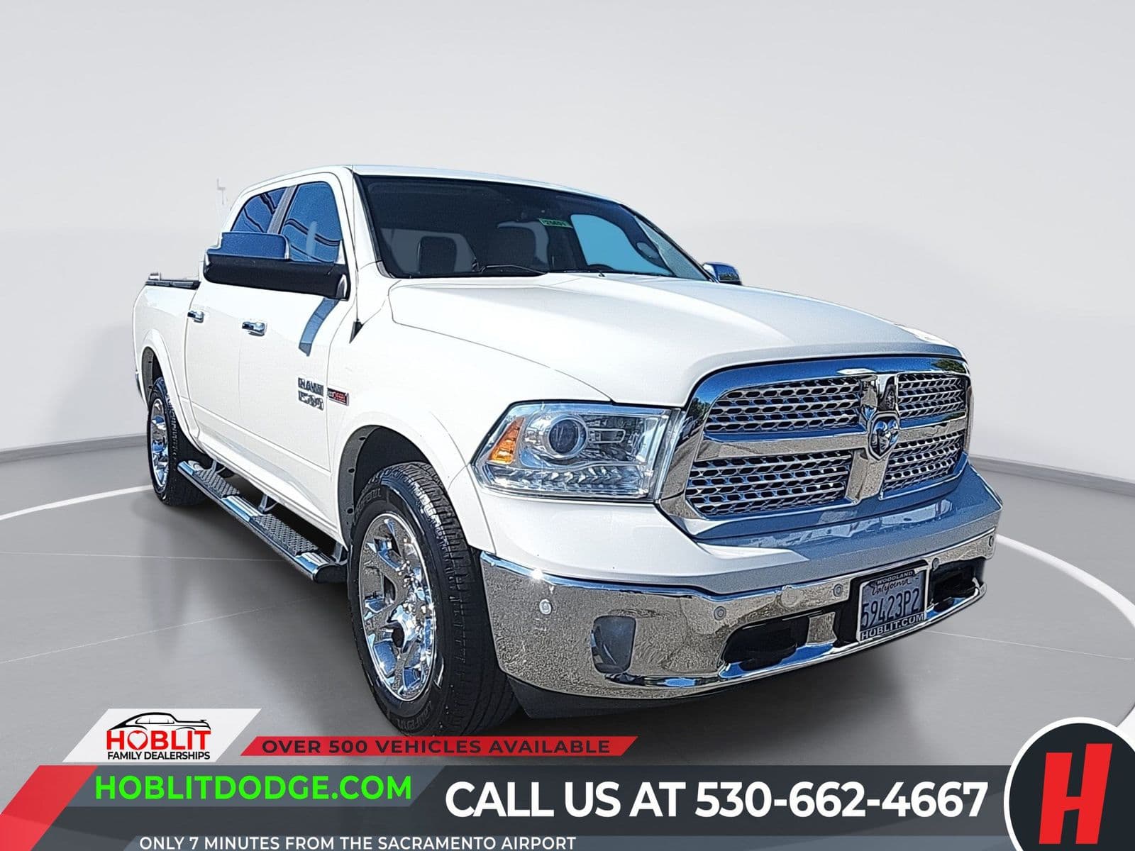 2018 RAM 1500 Laramie — photo 1 of 27