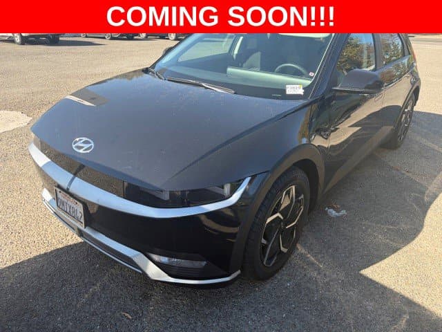 2024 Hyundai IONIQ 5 Base — photo 1 of 4