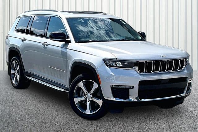 2025 Jeep Grand Cherokee L Limited — photo 1 of 33