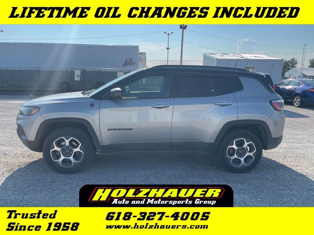 2022 Jeep Compass Trailhawk — photo 1 of 2