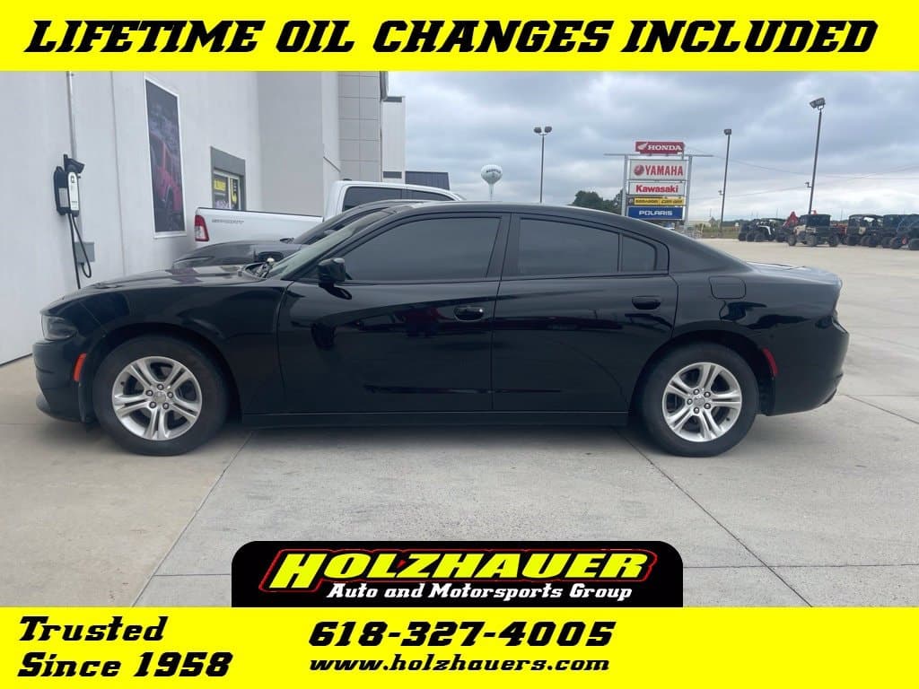 2021 Dodge Charger SXT — photo 1 of 7