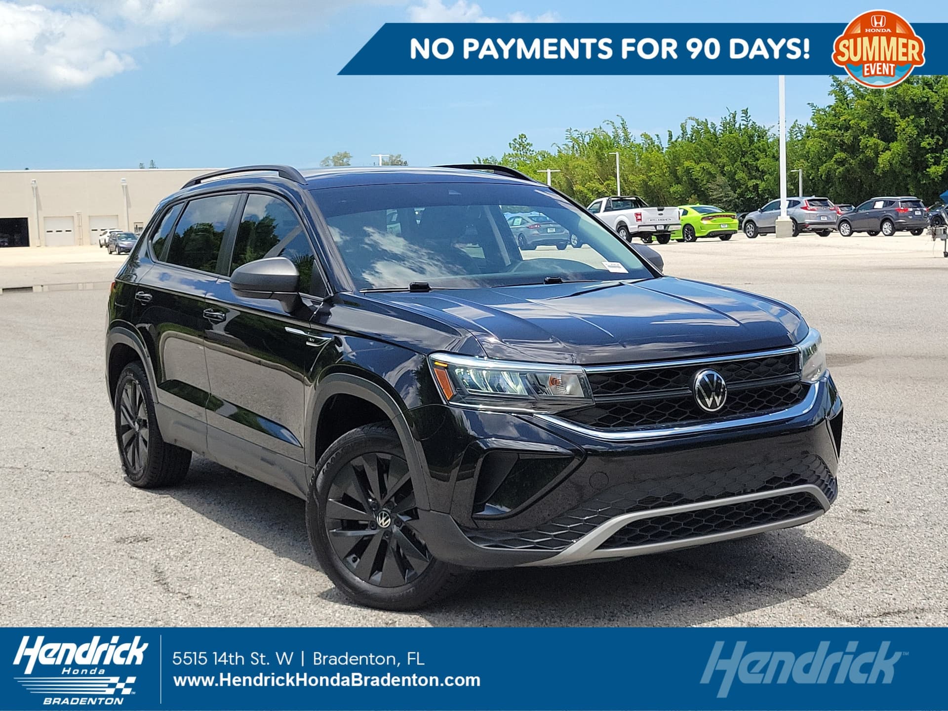 2024 Volkswagen Taos 1.5T S — photo 1 of 34