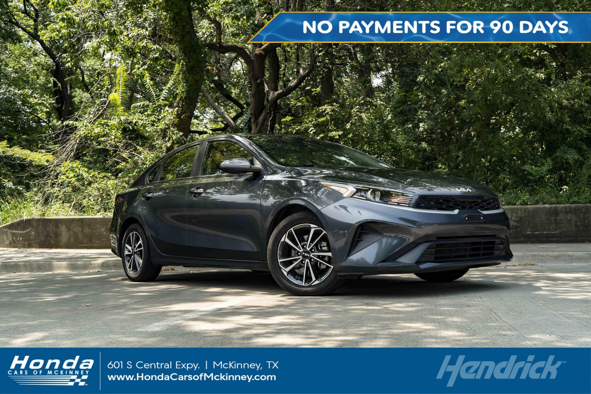 2023 Kia Forte LXS — photo 1 of 36