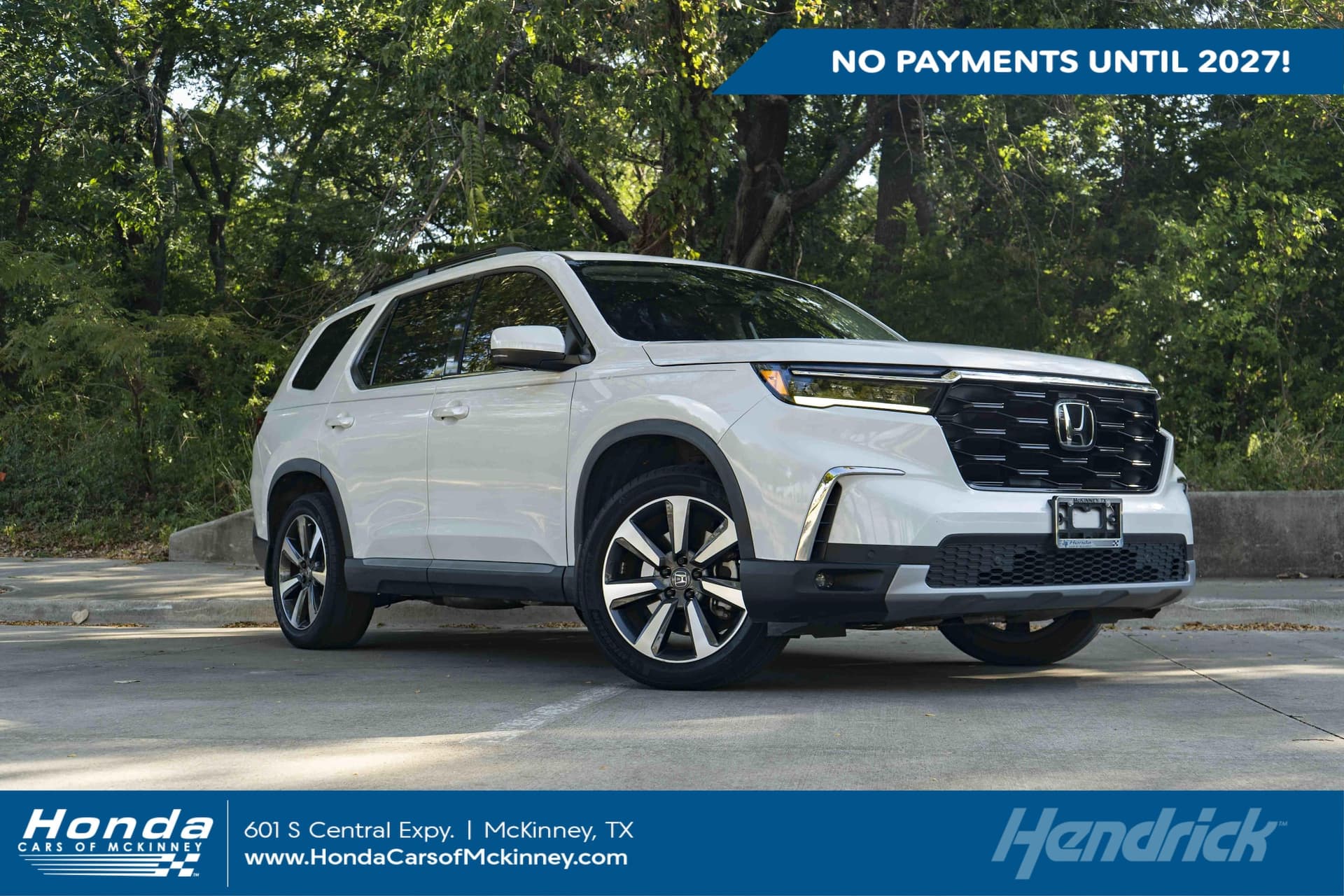 2023 Honda Pilot Touring — photo 1 of 45