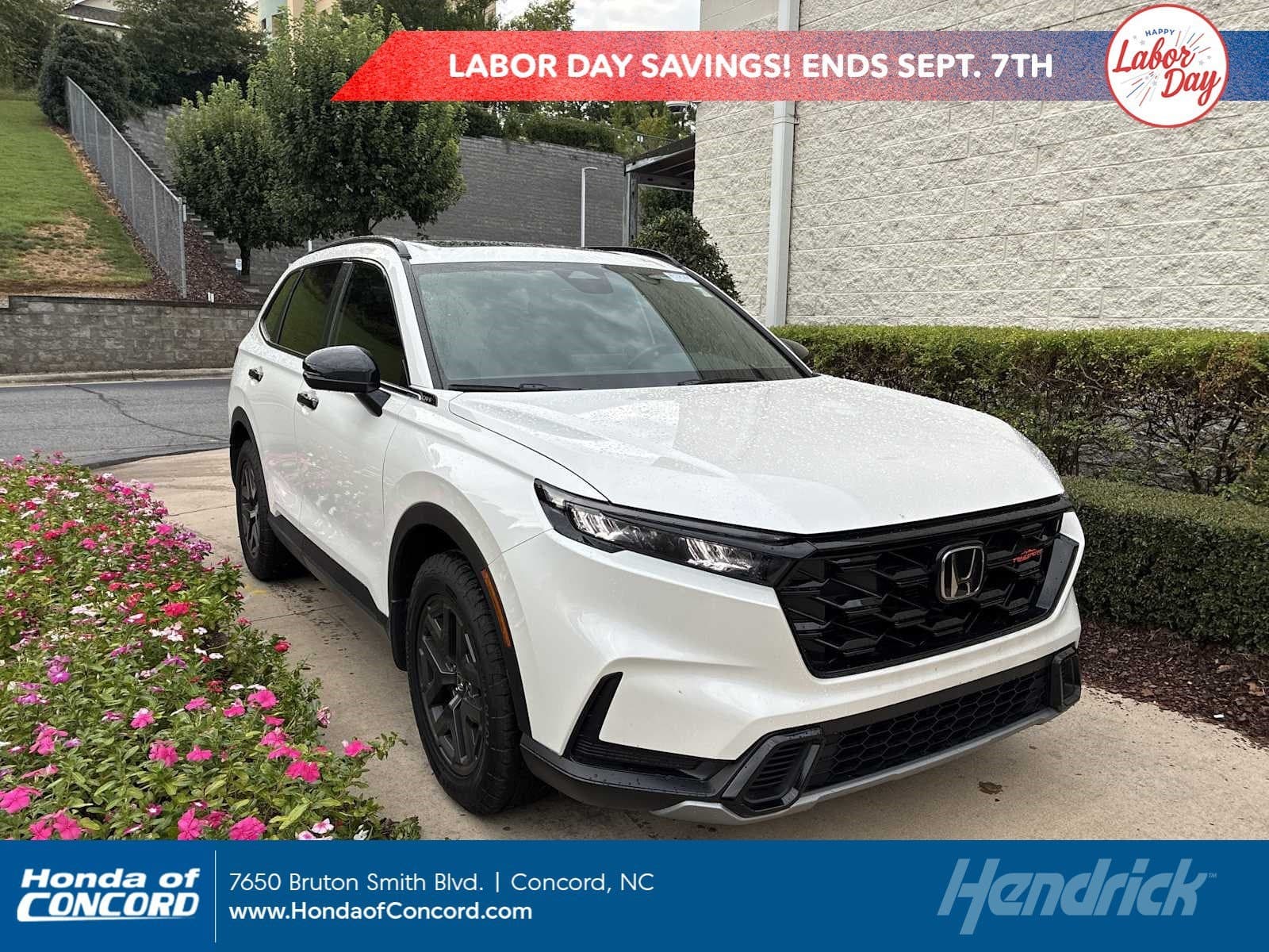 2026 Honda CR-V Hybrid TrailSport — photo 1 of 10