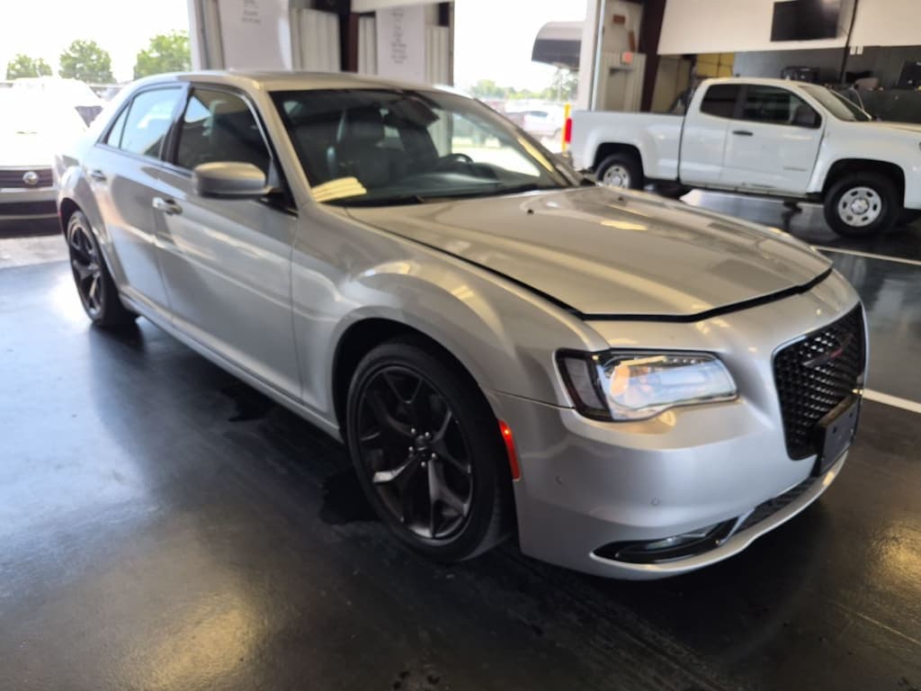 2023 Chrysler 300S 300S — photo 1 of 4