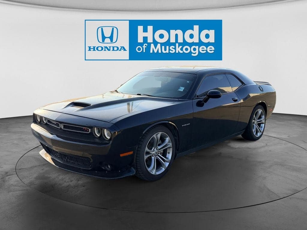 2022 Dodge Challenger R/T — photo 1 of 23