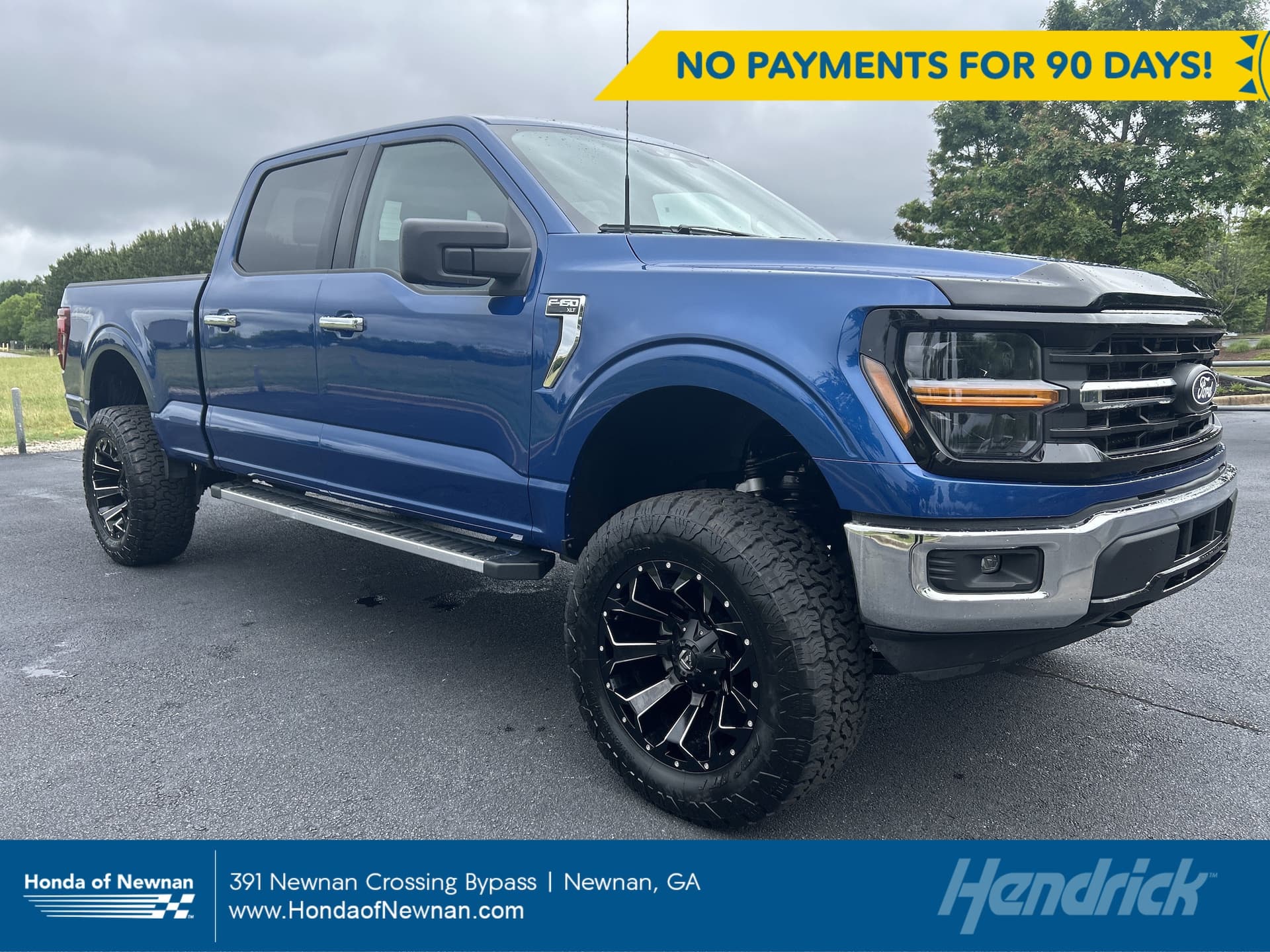 2025 Ford F-150 XLT — photo 1 of 36