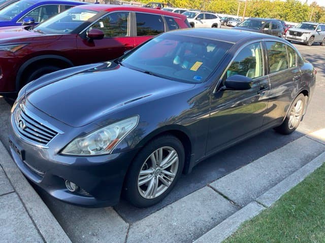2011 INFINITI G37 Sedan x — photo 1 of 4