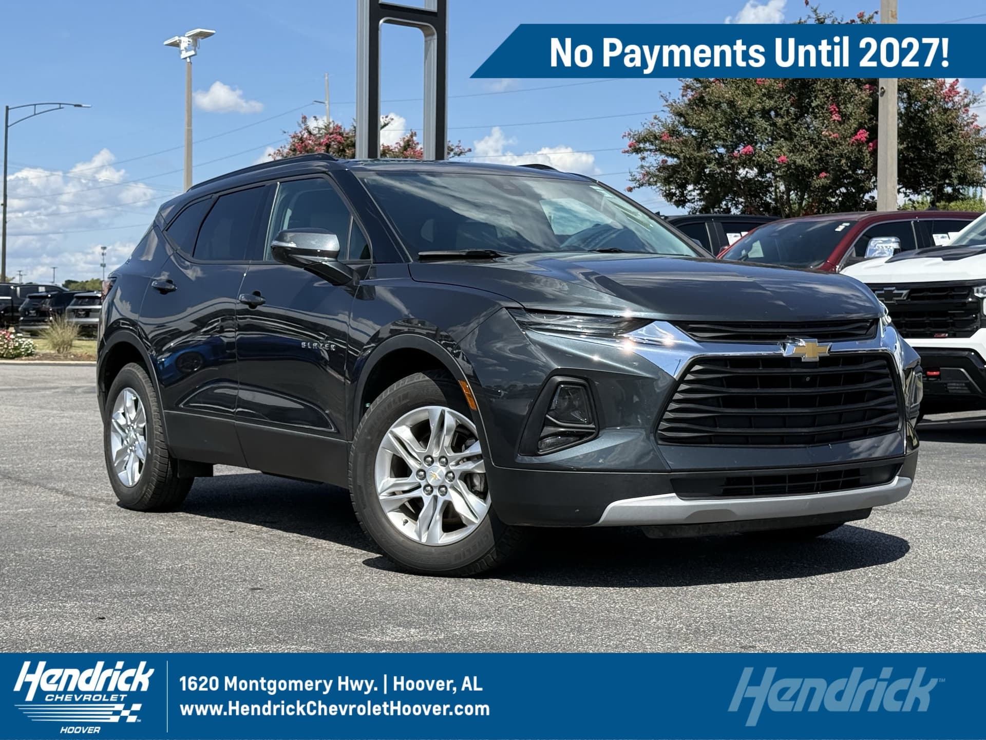 2019 Chevrolet Blazer Base — photo 1 of 17