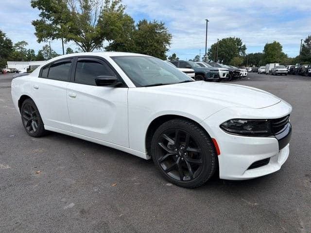 2022 Dodge Charger SXT — photo 1 of 28