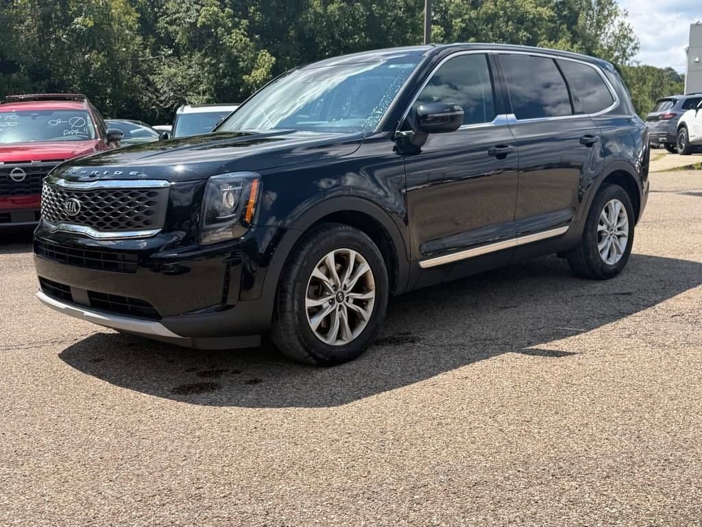 2021 Kia Telluride LX — photo 1 of 11