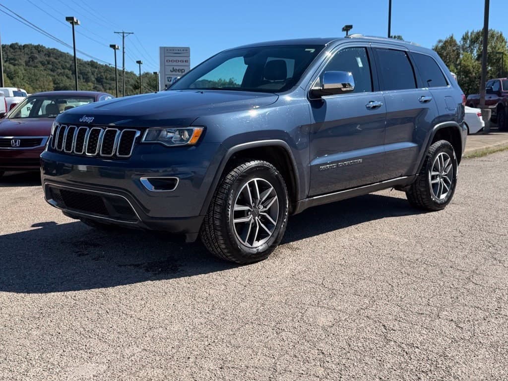 2021 Jeep Grand Cherokee Limited — photo 1 of 9