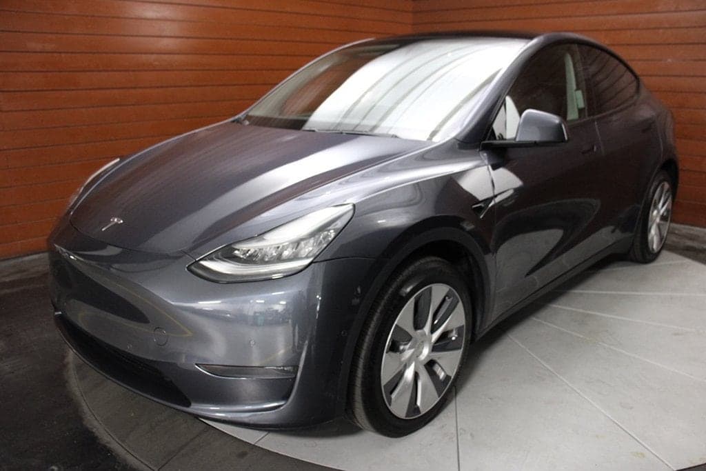 2020 Tesla Model Y Long Range — photo 1 of 27