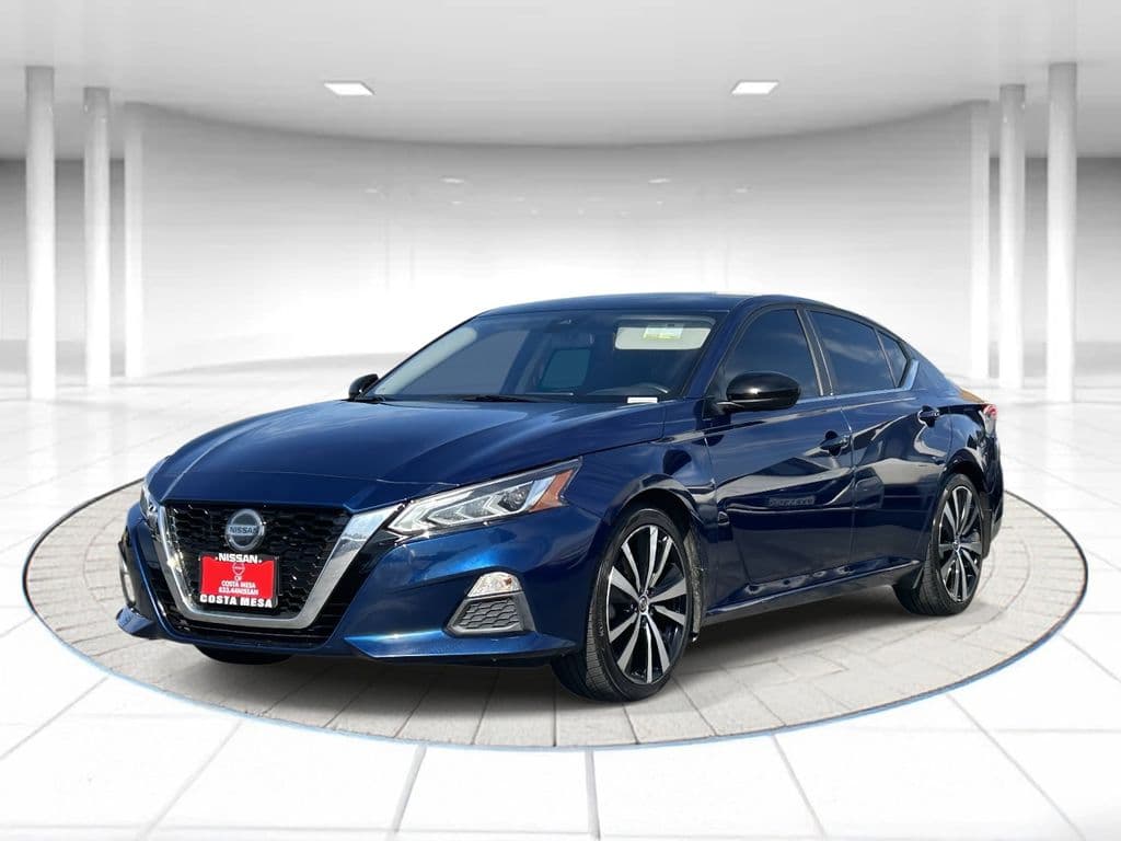 2020 Nissan Altima 2.5 SR — photo 1 of 31