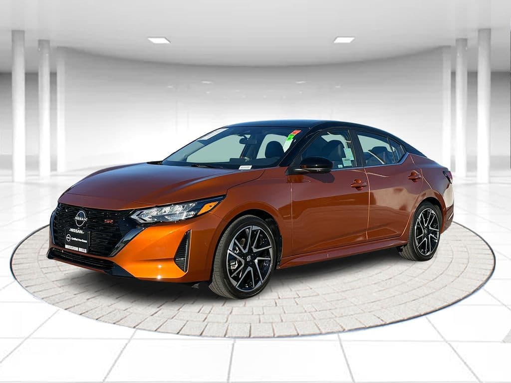 2024 Nissan Sentra SR — photo 1 of 30