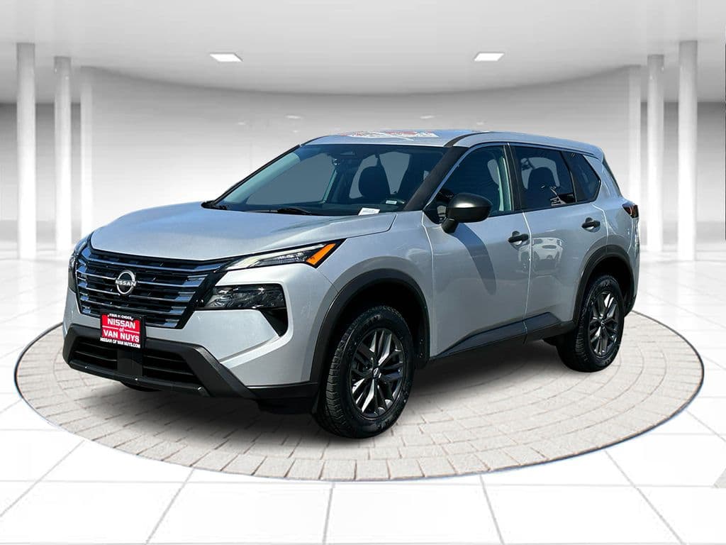 2024 Nissan Rogue S — photo 1 of 30