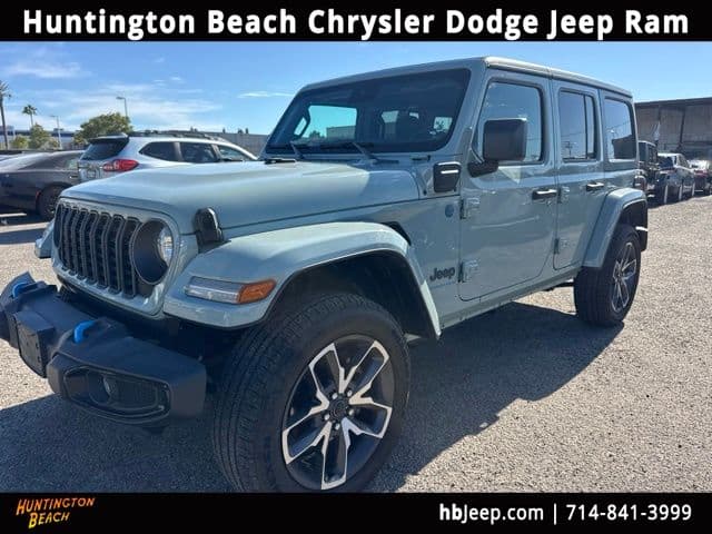 2024 Jeep Wrangler Base — photo 1 of 11
