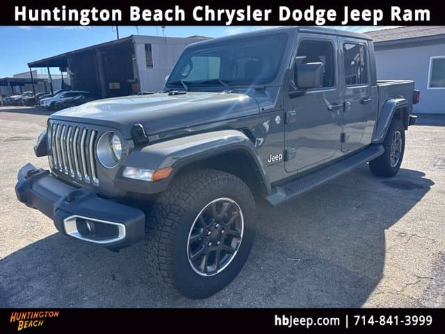 2023 Jeep Gladiator Overland — photo 1 of 11