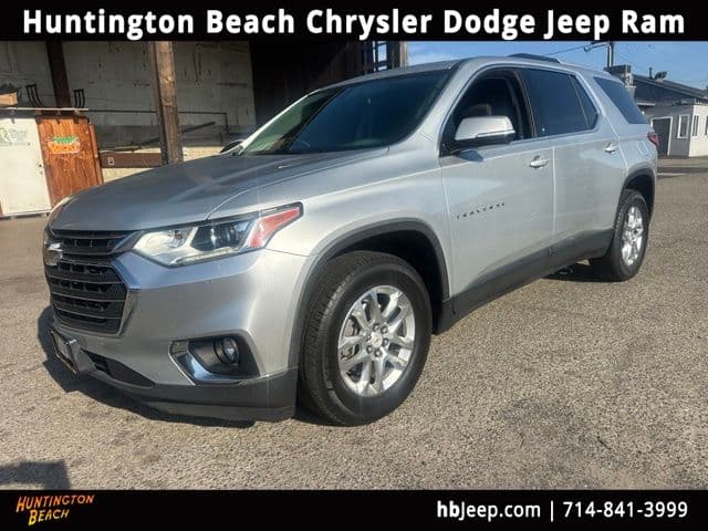 2018 Chevrolet Traverse LT — photo 1 of 12