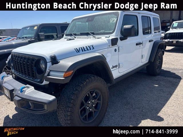 2024 Jeep Wrangler Base — photo 1 of 10