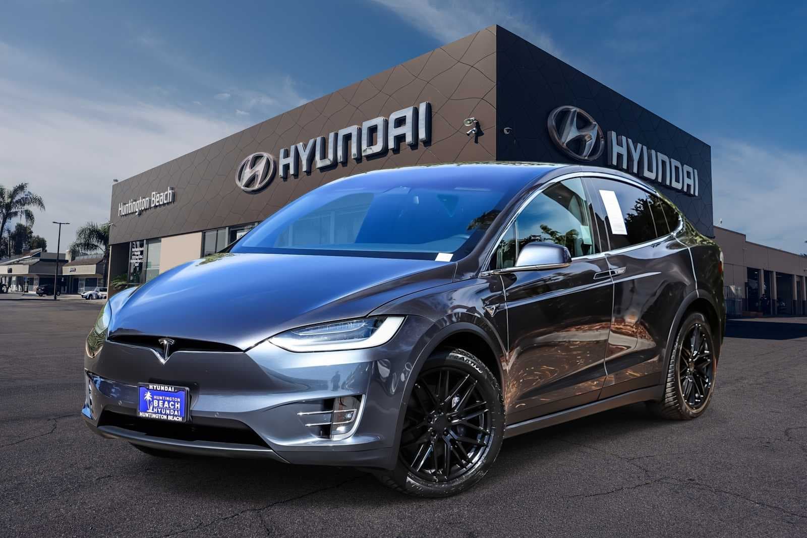 2020 Tesla Model X Long Range — photo 1 of 27