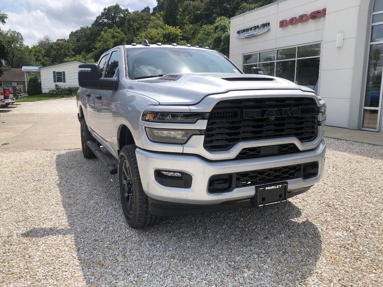 2026 RAM 2500 BLACK EXPRESS CREW CAB 4X4 6'4 BOX — photo 1 of 38