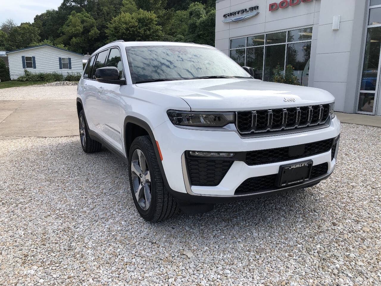 2026 Jeep Grand Cherokee L Limited 4x4 — photo 1 of 35