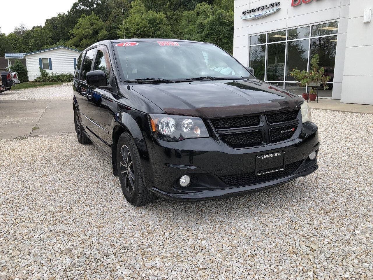 2016 Dodge Grand Caravan SXT — photo 1 of 25