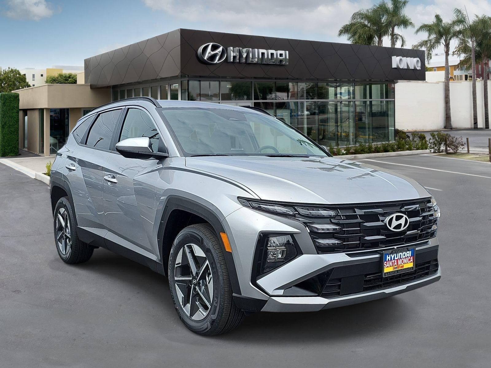 2026 Hyundai Tucson Plug-In Hybrid SEL — photo 1 of 38