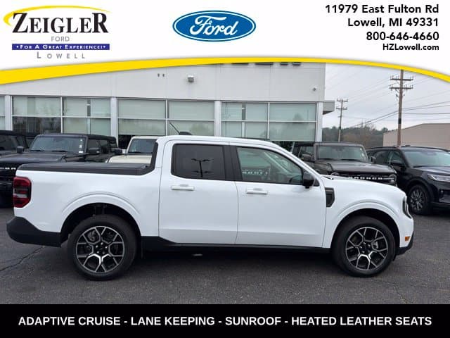 2025 Ford Maverick LARIAT — photo 1 of 32